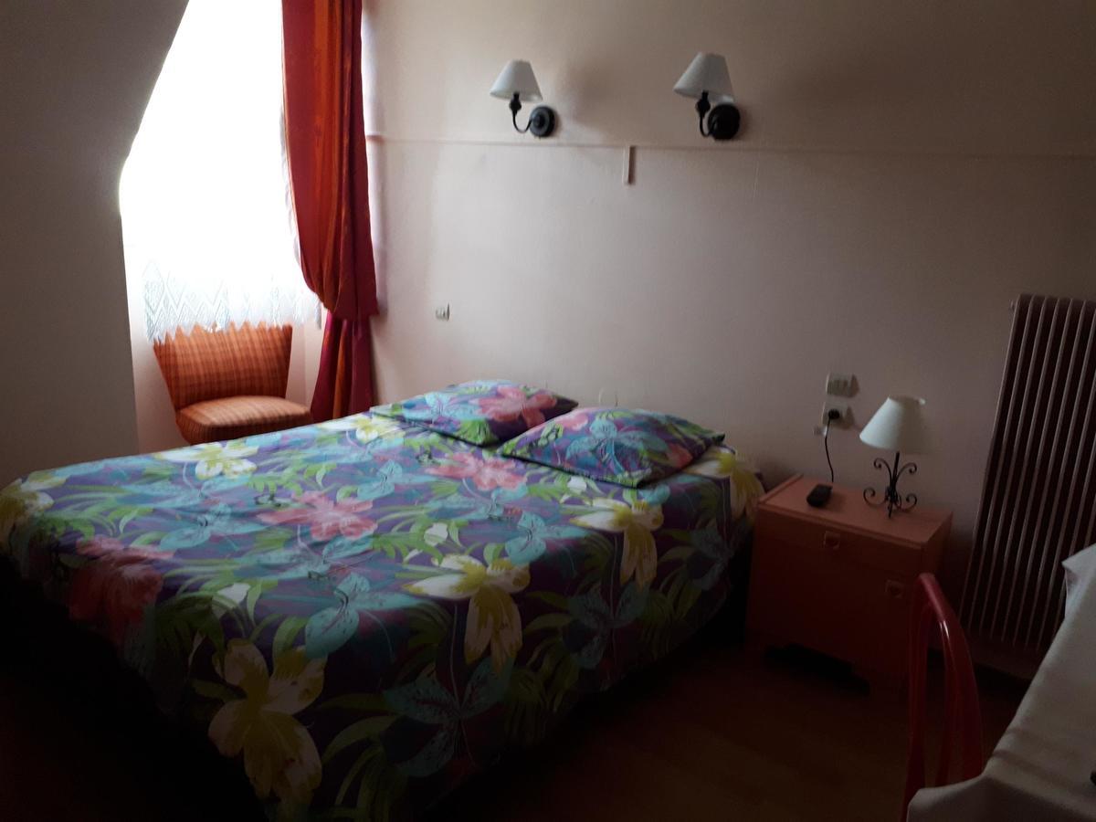 Aux Deux Clefs Hotel Marmoutier Bagian luar foto